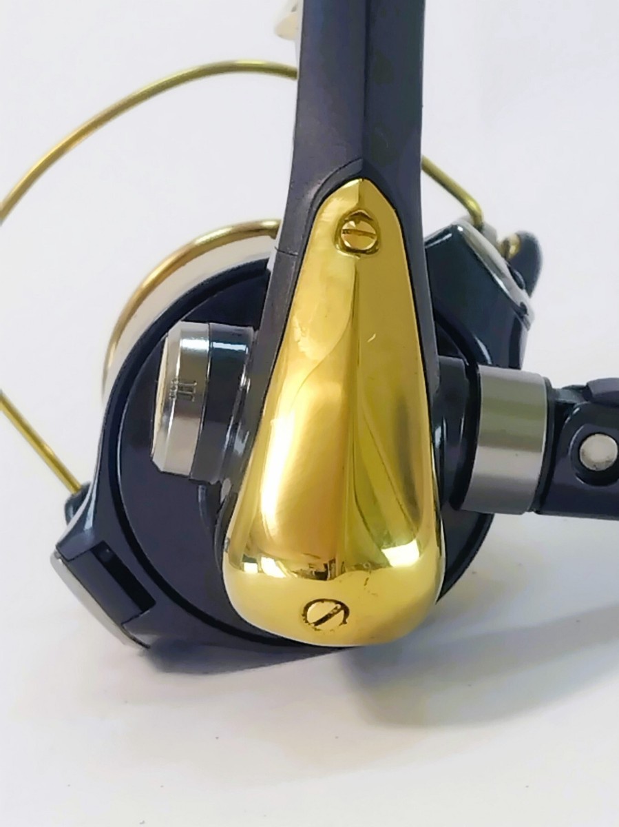 DAIWA TOUNAMENT-Z 2500LBD with two genuine spools from Japan