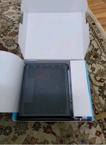 Motorola 16×4 Cable Modem Plus AC 1900 - Picture 3 of 5
