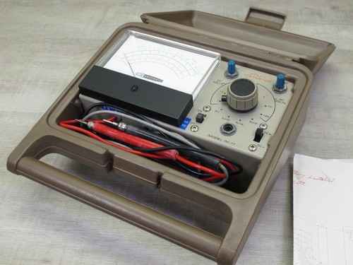 Heathkit IM-17 Solid State Voltmeter im Koffer mit Papieren