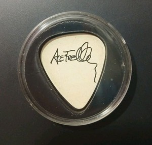KISS Ace Frehley 1979 Dynasty Tour Guitar Pick In Display Case