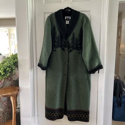 Vintage Wooded River Clothing Company Women's Wool Coat Collared bear nature