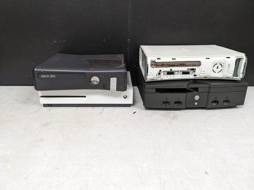 Lot of Various Microsoft Xbox Consoles (For Parts/Repairs) - Picture 2 of 2