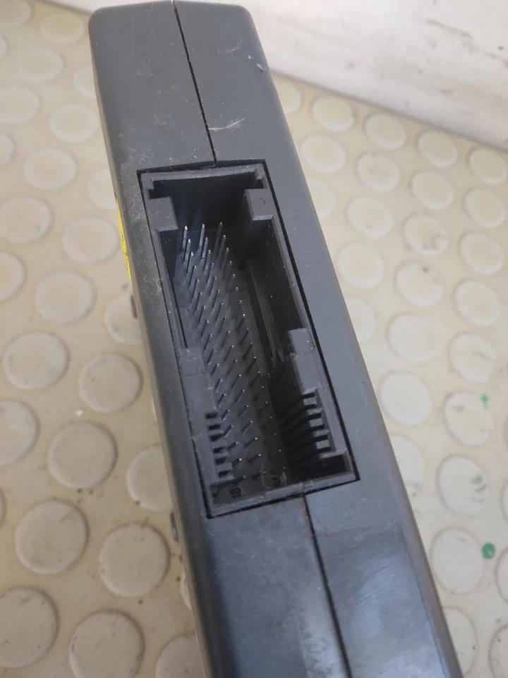 18255 Centralina modulo bluetooth Vw Golf V Variant dal 2007 al 2009 cod 3c00357 - Immagine 3 di 3