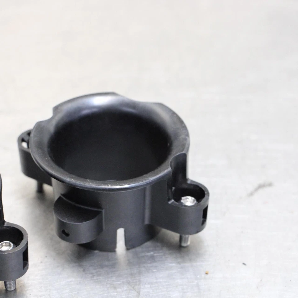 09-18 TRIUMPH SPEED TRIPLE R Velocity Stacks Intake - Imagem 2 de 4