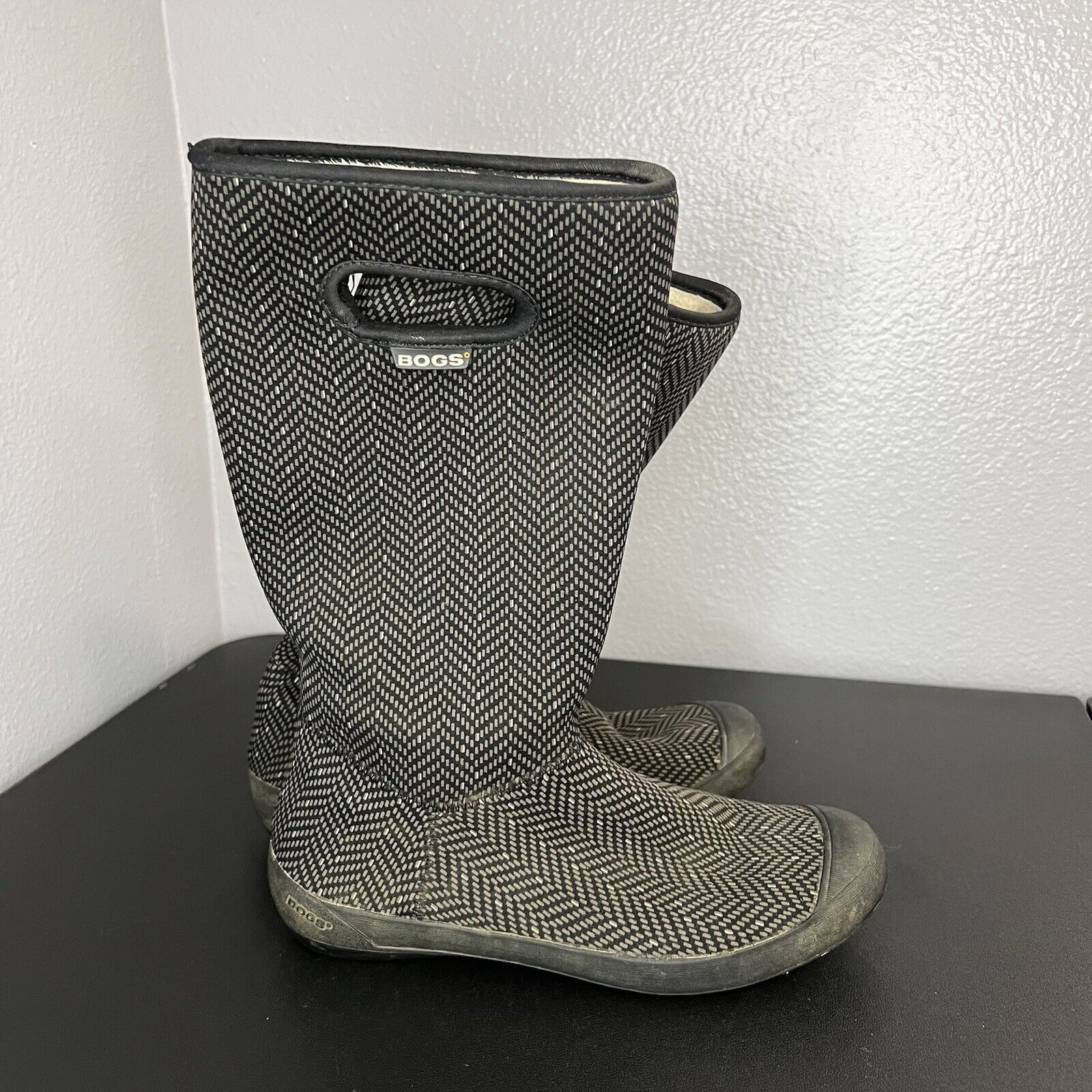 BOGS Women's Sz 8 Rain Boots Summit Pull On Chevron Tall Soft Lined Waterproof