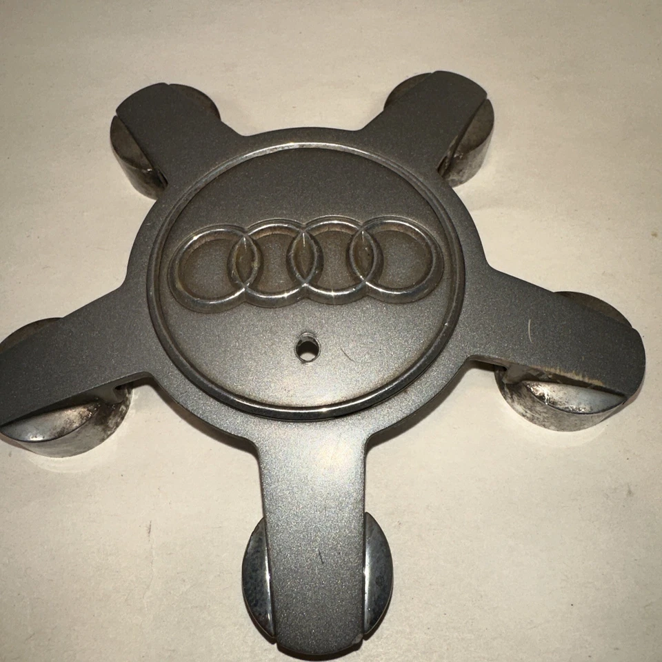 Оригинальный центральный колпак ступицы колеса для Audi A4 A5 A6 A8 S4 S5 2009–2016 годов выпуска 4F0601165 - Изображение 2 из 4