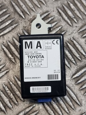 TOYOTA AURIS ESTATE SMART DOOR CONTROL RECEIVER MODULE 89740-02100 HYBRID 2018