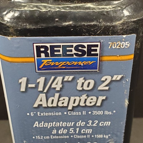 Adaptador receptor Reese Towpower 7020500 1-1/4" a 2" - 6" de largo, 3500 lb negro - Imagen 2 de 6