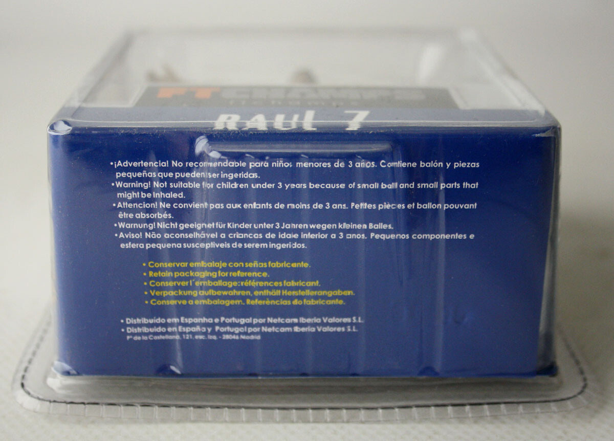 レア物　REAL MADRID RAUL 7 フィギュア FT CHAMPS REAL MADRID 3