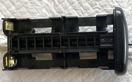 Nikon MB-D10 Battery Grip D300, D300S and D700 - Good Condition - Picture 6 of 6