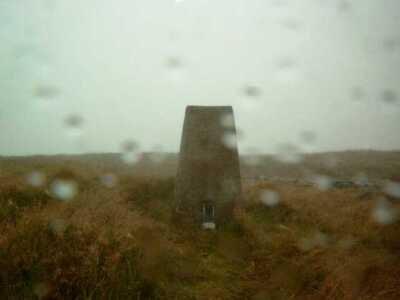 Foto 6x4 Trigging in the Rain. S8800 - Cruach An Lochain Garvie Many a r c2007