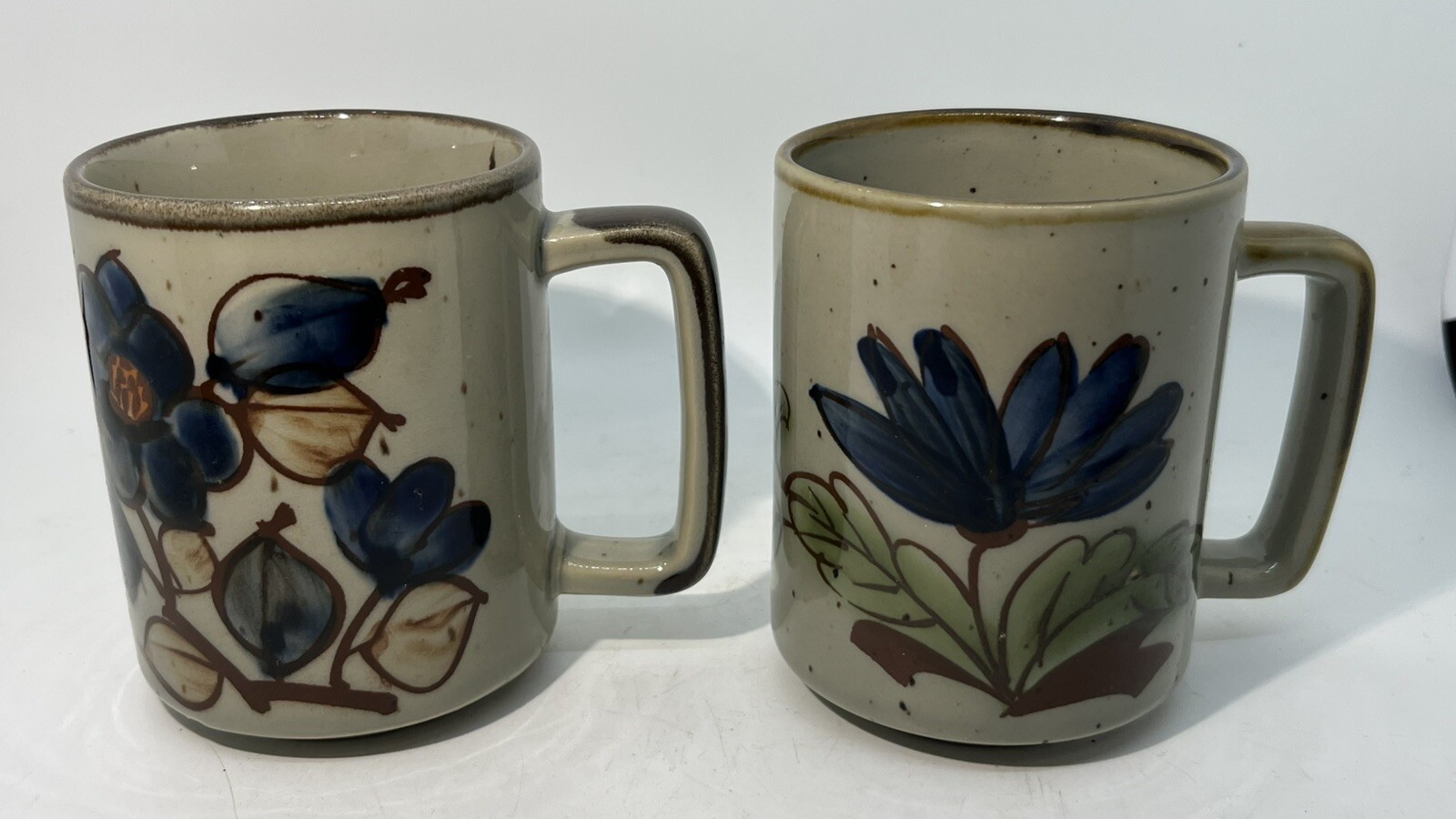 Vintage Fred Roberts Co.  Floral Speckled Stoneware Coffee Mugs/Cups Japan 2 Pcs