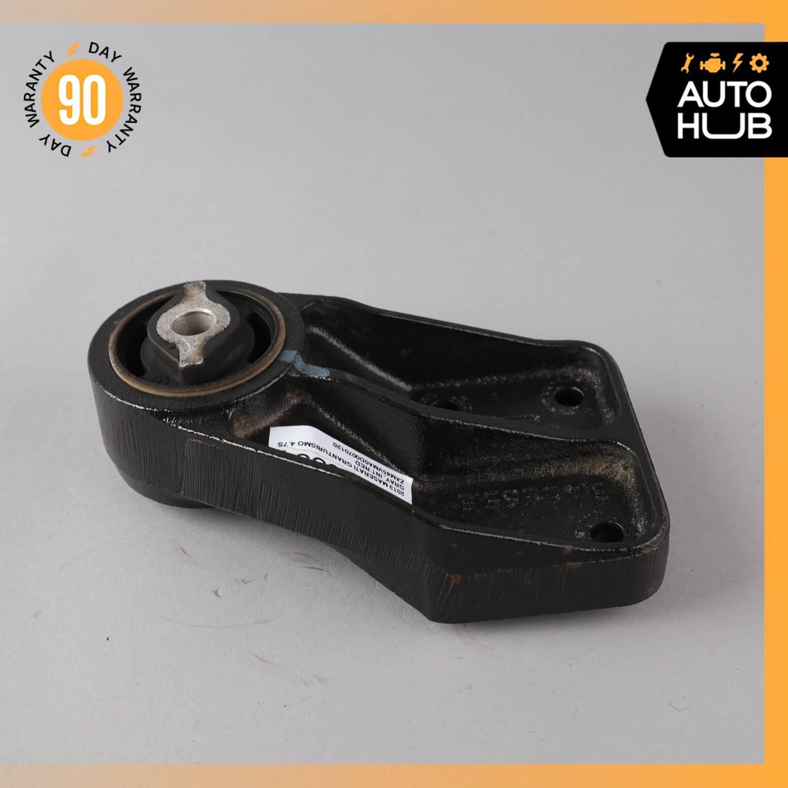 04-18 Maserati GranTurismo S M145 Right Differential Mount Bracket OEM 28k