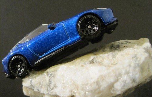 ROCK BALANCE COLLECTABLE COIN ART NISSAN & MAZDA RX7 RACE SCULPTURE PEN HOLDER - Picture 18 of 24