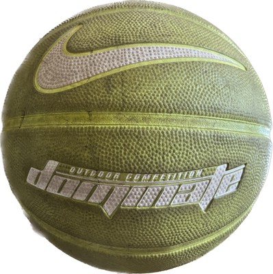 nike dominate basketball 8p