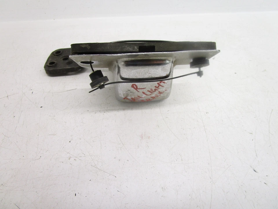 Soporte de matrícula Kawasaki KZ 750 H LTD 1980-1983 23036-1033 Foto 2 de 3