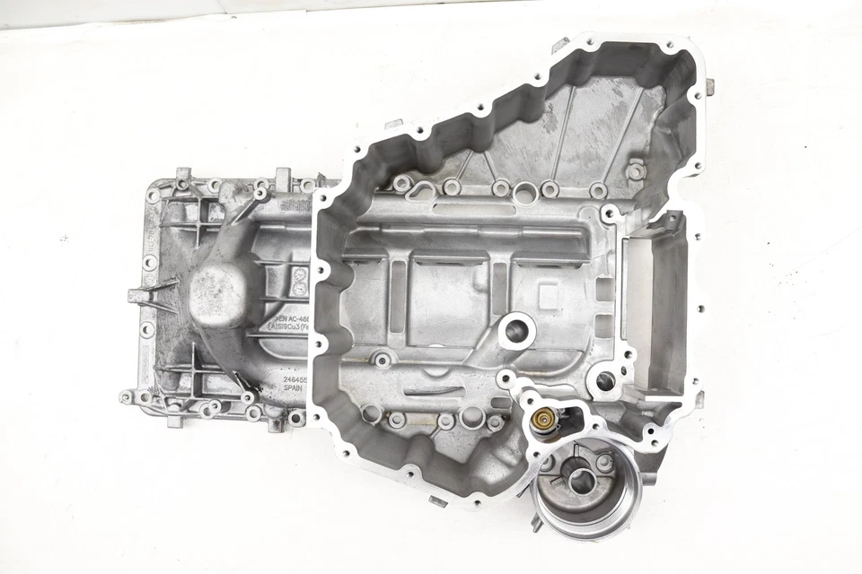 BMW M6 2012-2018 4,4 L - cárter de aceite del motor superior 7843141 Foto 3 de 4