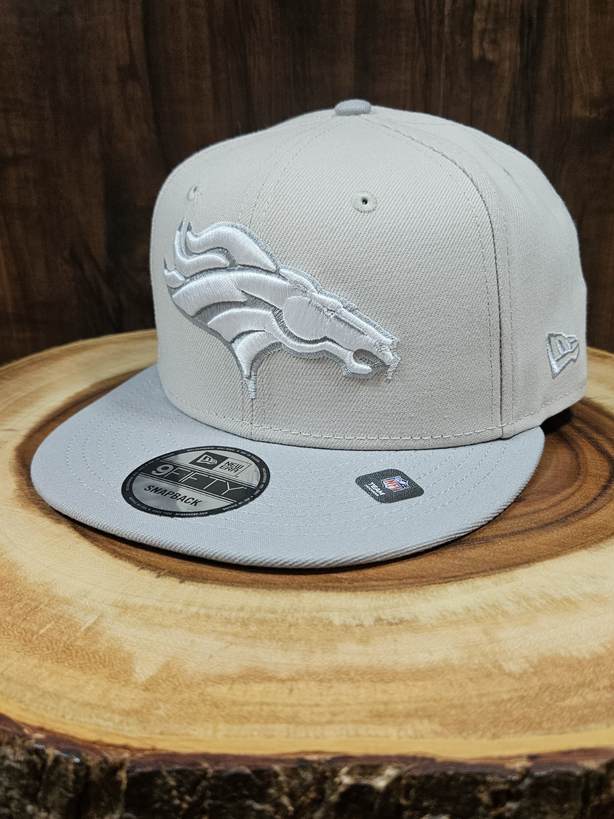 Denver Broncos New Era 9Fifty Snapback Adjustable Hat Cap NFL Football Gray