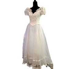 Vintage 1987 Wedding Dress Lace Beaded Bodice w/ Veil Gloves Garters Set Sz S