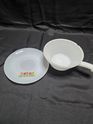 #183 VTG Fire King Milk Glass Tulip Flower Floral Saucer /Bowl Anchor Hocking 