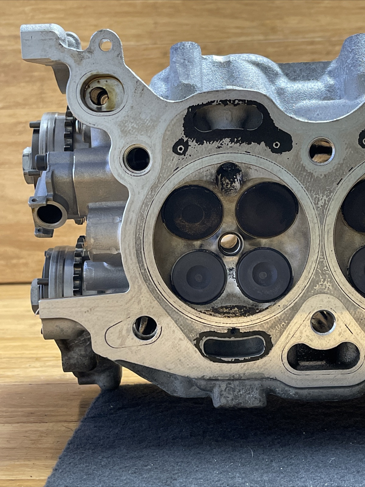 2015-2018 Ferrari California T 3.9 Engine Cylinder Head Left 3K Miles OEM