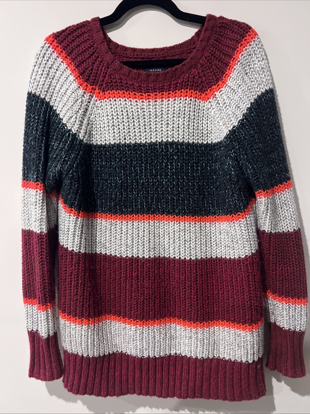 American Eagle Women's Colorful Striped Knit Jegging Sweater  Size Large Retro