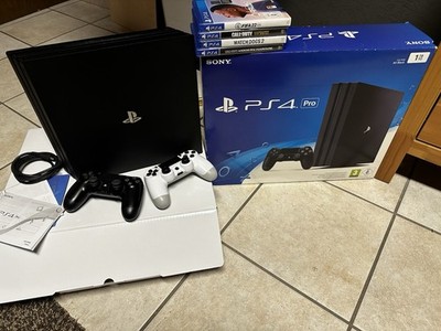 Sony PlayStation 4 Pro, 1 TB, Schwarz, Inkl. Controller