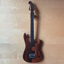Washburn N4 Padauk ‘94 | Nuno