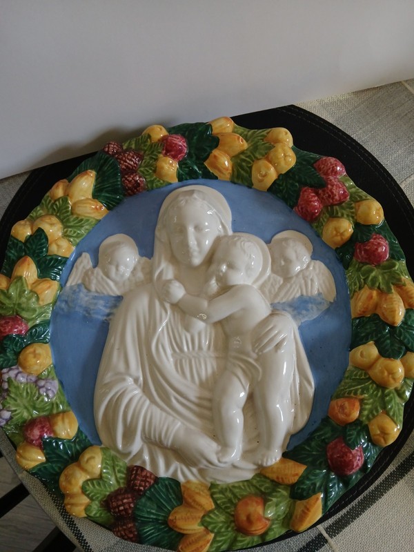 Vintage Handpainted Madonna & Child Wall Plaque Italy (Deruta)