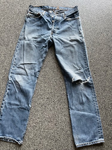 levis 501 bleached jeans
