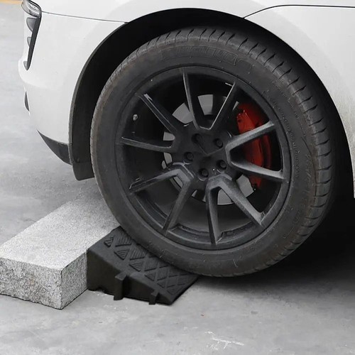 Plastic Curb Ramp Portable Anti-Slip Wheel Chock Car Threshold Ramp Sidewalk - Picture 9 of 15