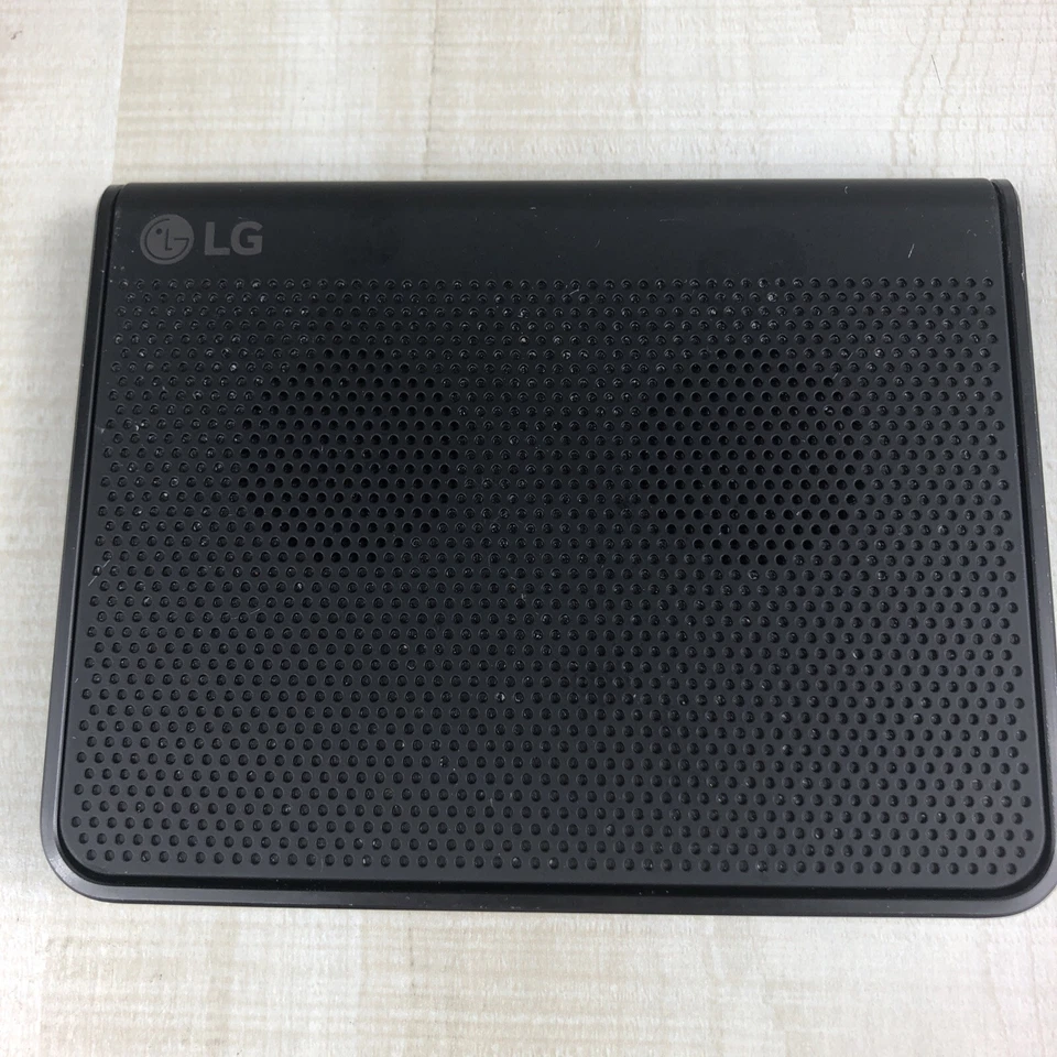 LG G Pad Plus Pack SDP-P100 Compatible With G Pad Speaker And Charger & Stand - Image 2 of 4