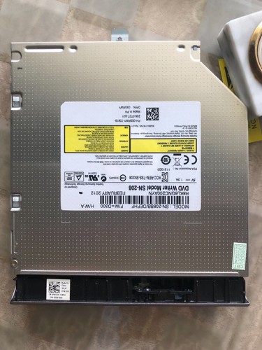 Nueva grabadora Dell Vostro 3450 14" CD/DVD SN-208 con bisel y soporte - Imagen 2 de 3