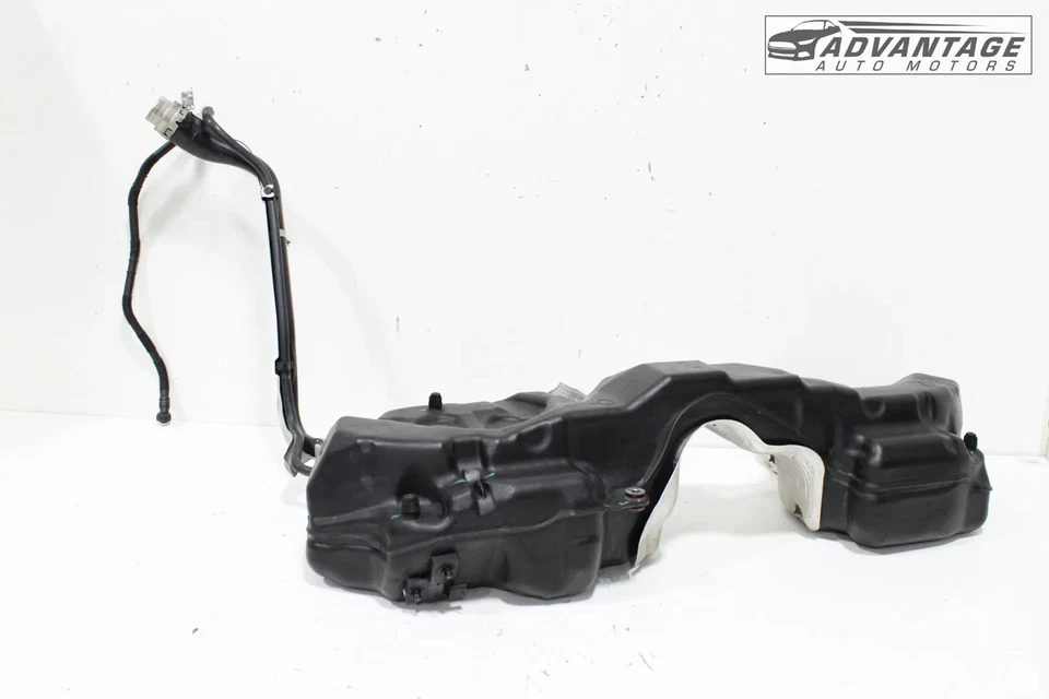 AUDI A4 QUATTRO B9 2017-2019 BOTELLA DE COMBUSTIBLE DEPÓSITO Y CUELLO DE LLENADO OEM Foto 2 de 4