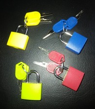 Small Padlocks With Two Keys Set Of 4 Different Colours