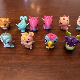 Hatchimals Colleggibles Lot (16): 2 Platinum Figures Included