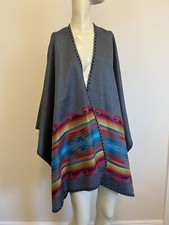 NWOT  9 Gray Multi Alpaca Poncho from Ecuador, Sz: OS