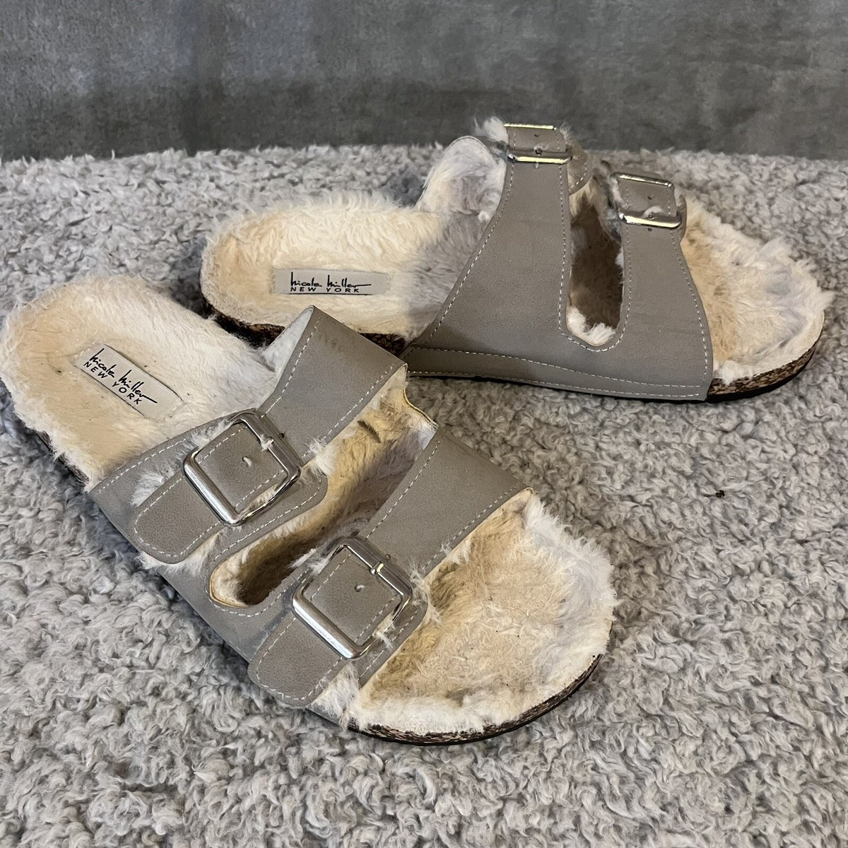 【BARNEYS NEW YORK】ミュール Nicole Miller New York Tan Faux Fur Buckle Slide Sandals Sz
