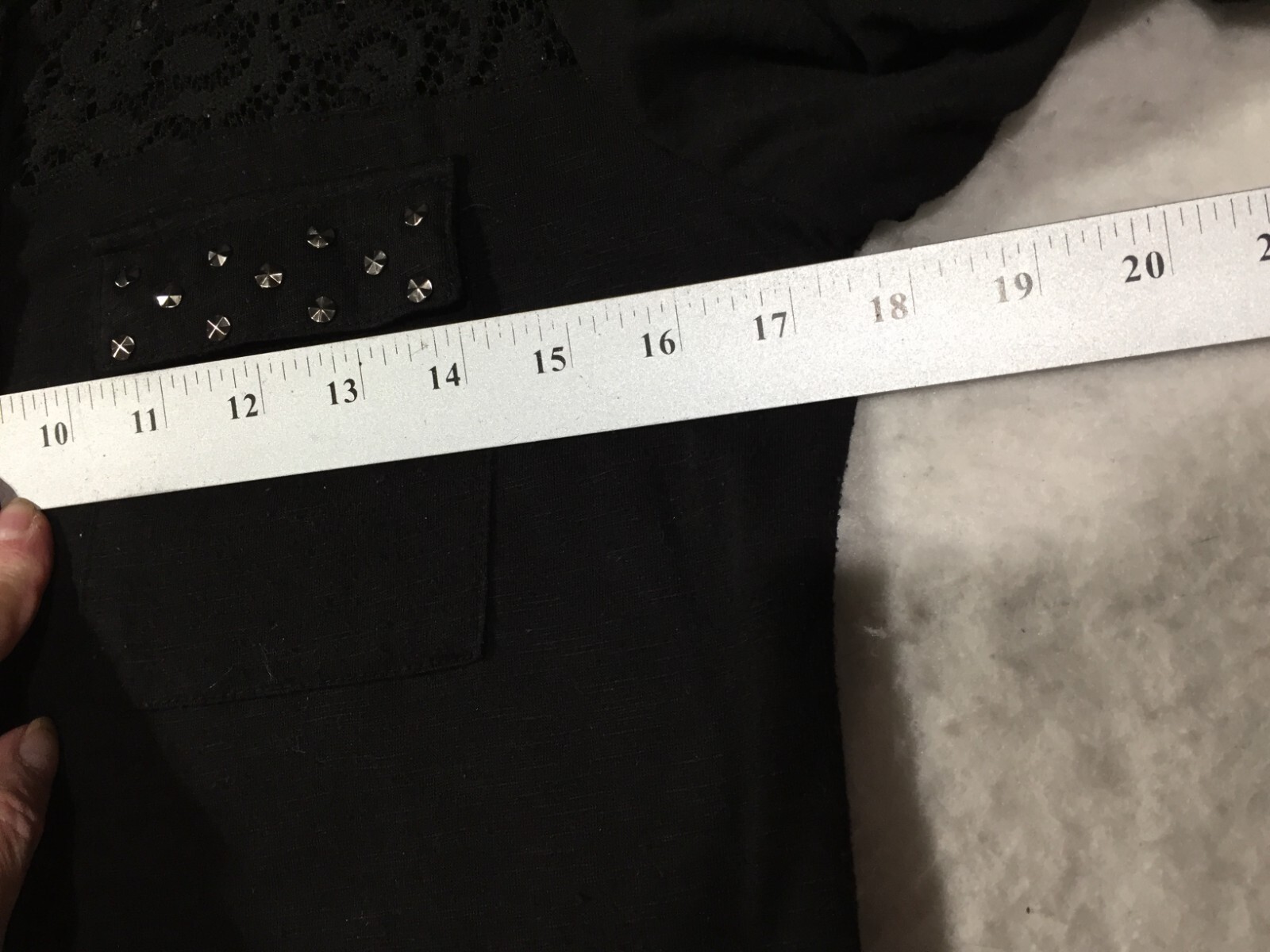 Picture 11 of 16