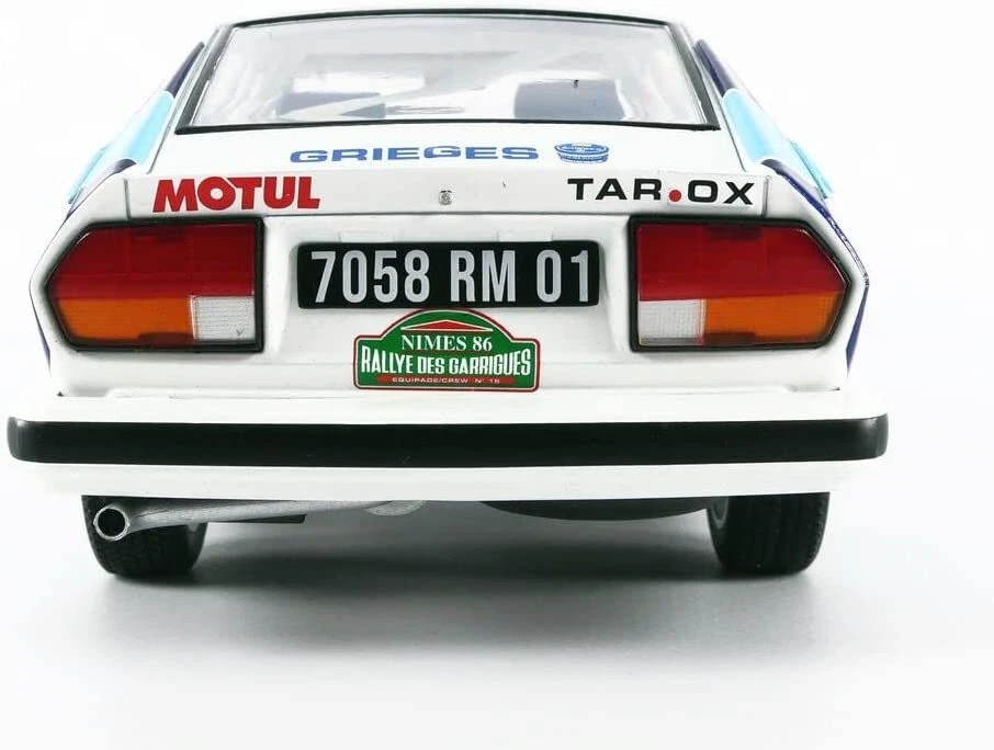 DH305 Voiture 1/18 SOLIDO : Alfa Romeo GTV6 Rallye des Garrigues 1986 - Photo 4/4