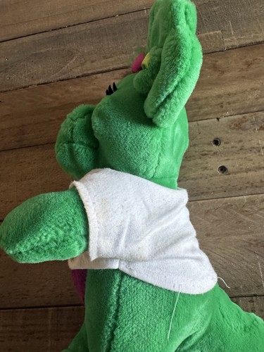 Vintage Baby Bop Celebrating Plush Barney and friends dinosaur 1993 - Picture 10 of 13