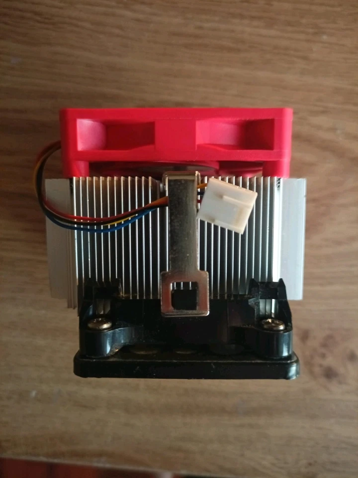 1A01UG000 AMD Copper CPU Cooler Fan FM2+ FM1 AM3+ AM3 AM2+ AM2 - Image 3 of 3