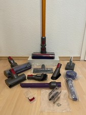 Dyson V8 Absolute Staubsauger | 3 Walzen | Akku gepr&uuml;ft | Filter neu | D&uuml;sen neu