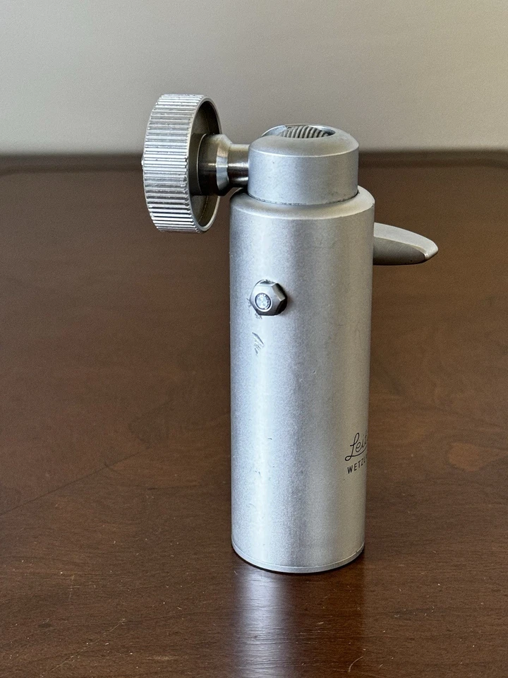 Vintage E. Leitz Wetzlar Ball Head Tripod Mount 14168 - Great Working Order!! - Image 3 of 4