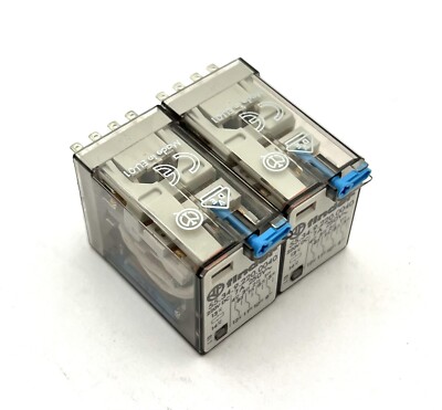 2x Finder Steckrelais 220 V/DC 55.34.9.220.0040 -used-