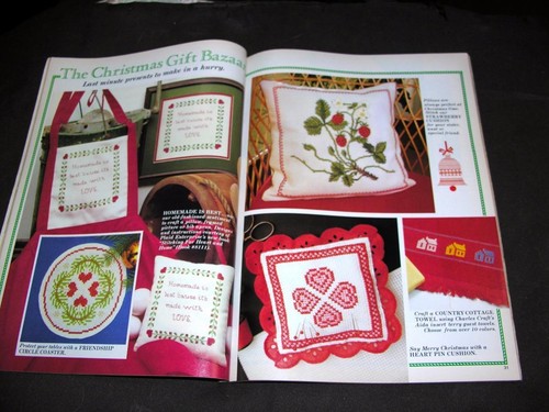 VTG 1987 CRAFT BOOKLET MAGAZINE, Cross Stitch For Christmas STOCKINGS, GIFTS - Picture 8 of 10