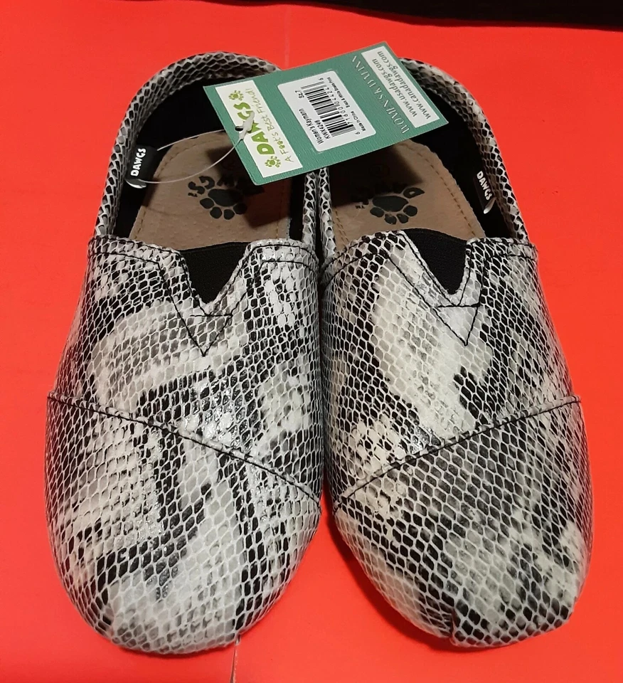 Женские экзотические мокасины Dawgs® Kaymann черно-белый змеиный принт размер 7 - Изображение 4 из 4