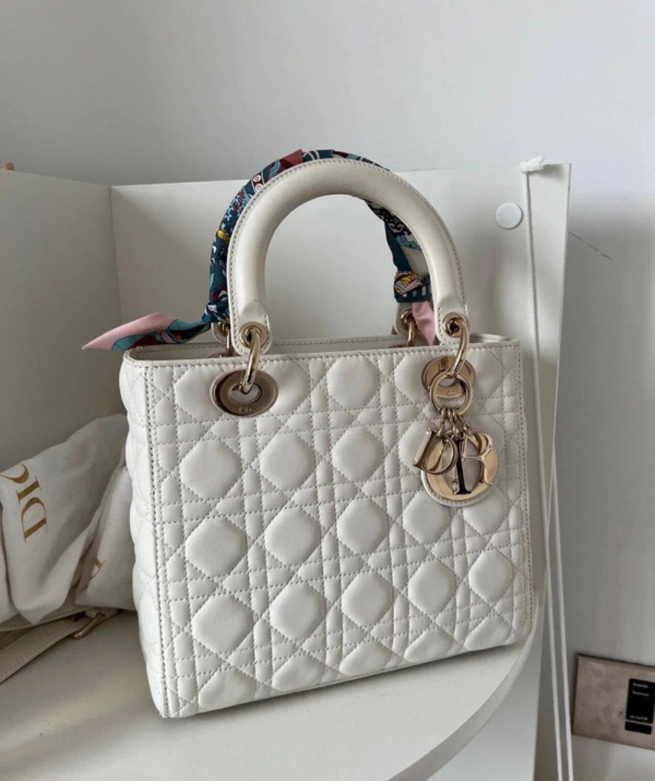 SAC FEMME DIOR MOYEN NEUF LATTE CANNAGE PEAU D'AGNEAU 