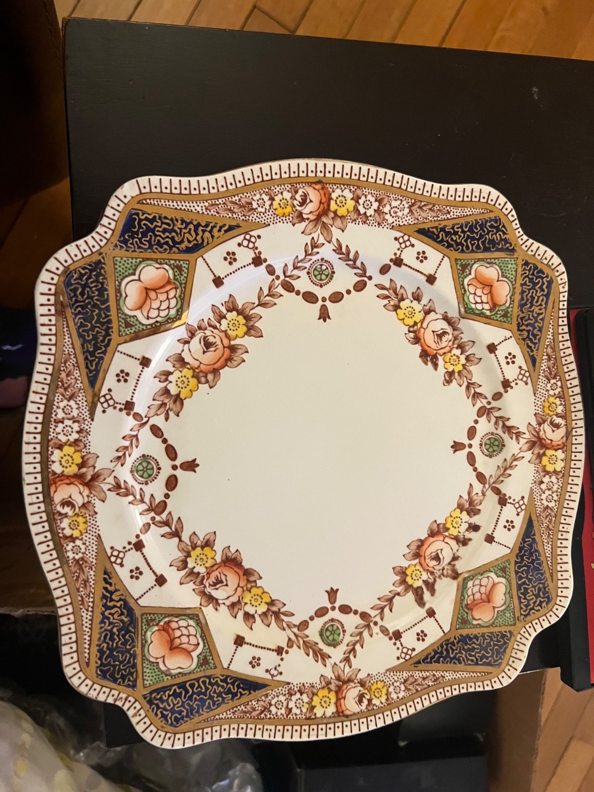 Picture 1 of 2