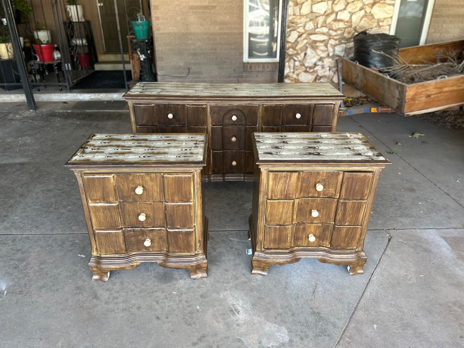 Modern 5-Drawer Dresser & Nightstand Set - Bedroom Furniture Combo  -image